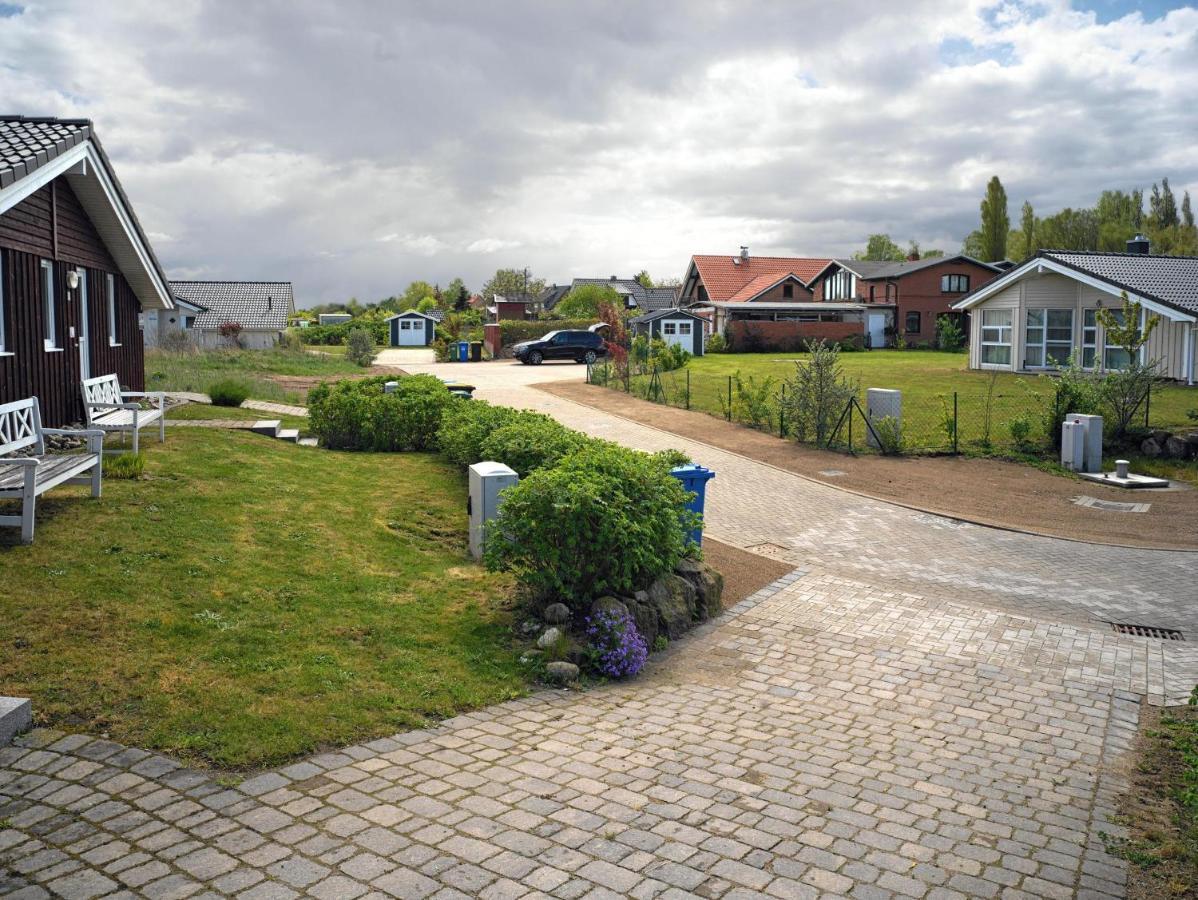 Daenische Ferienhaeuser Am Salzhaff Haus Poseidon インゼル・ペール エクステリア 写真